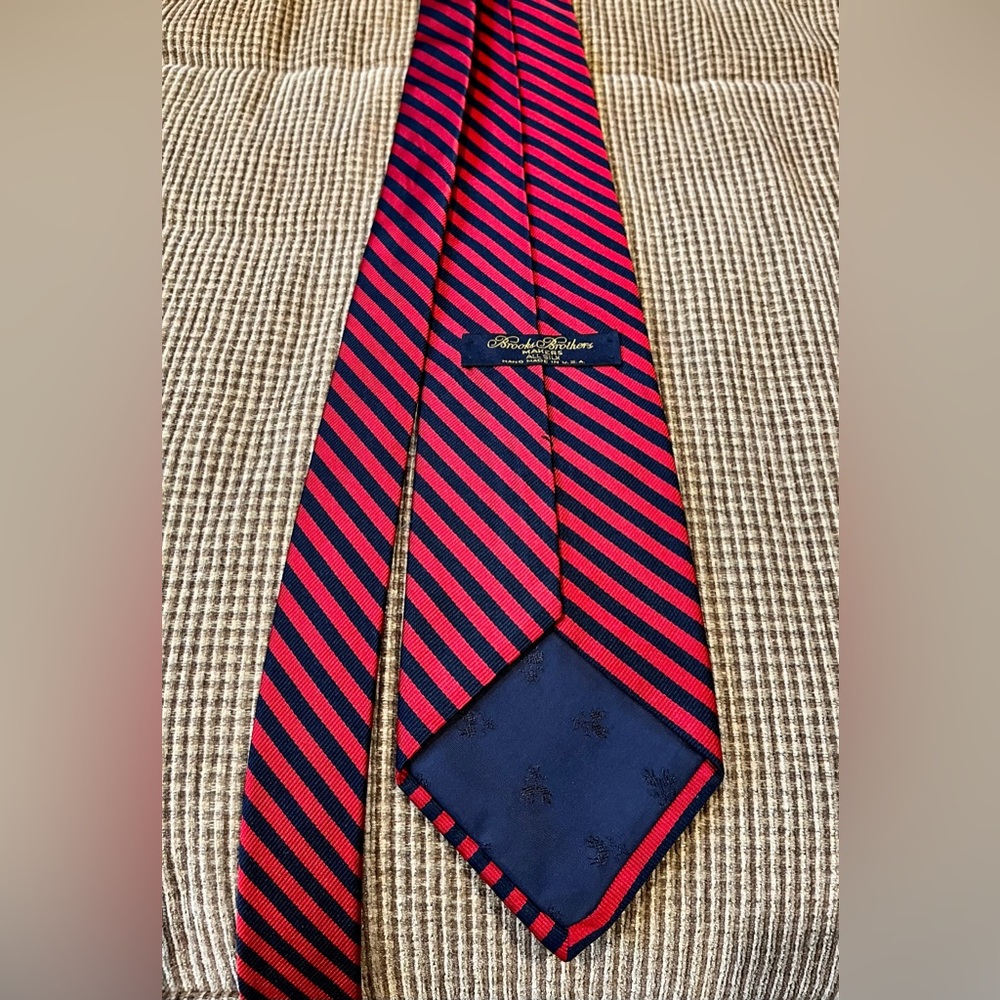 BROOKS BROTHERS TIE